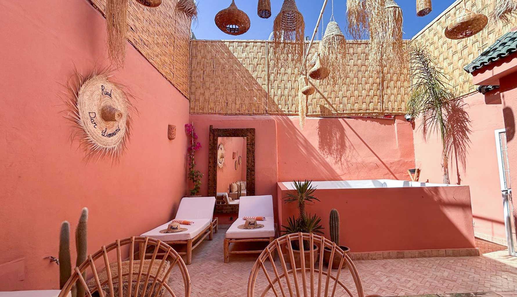 La-terrasse-riad-dar-limouni